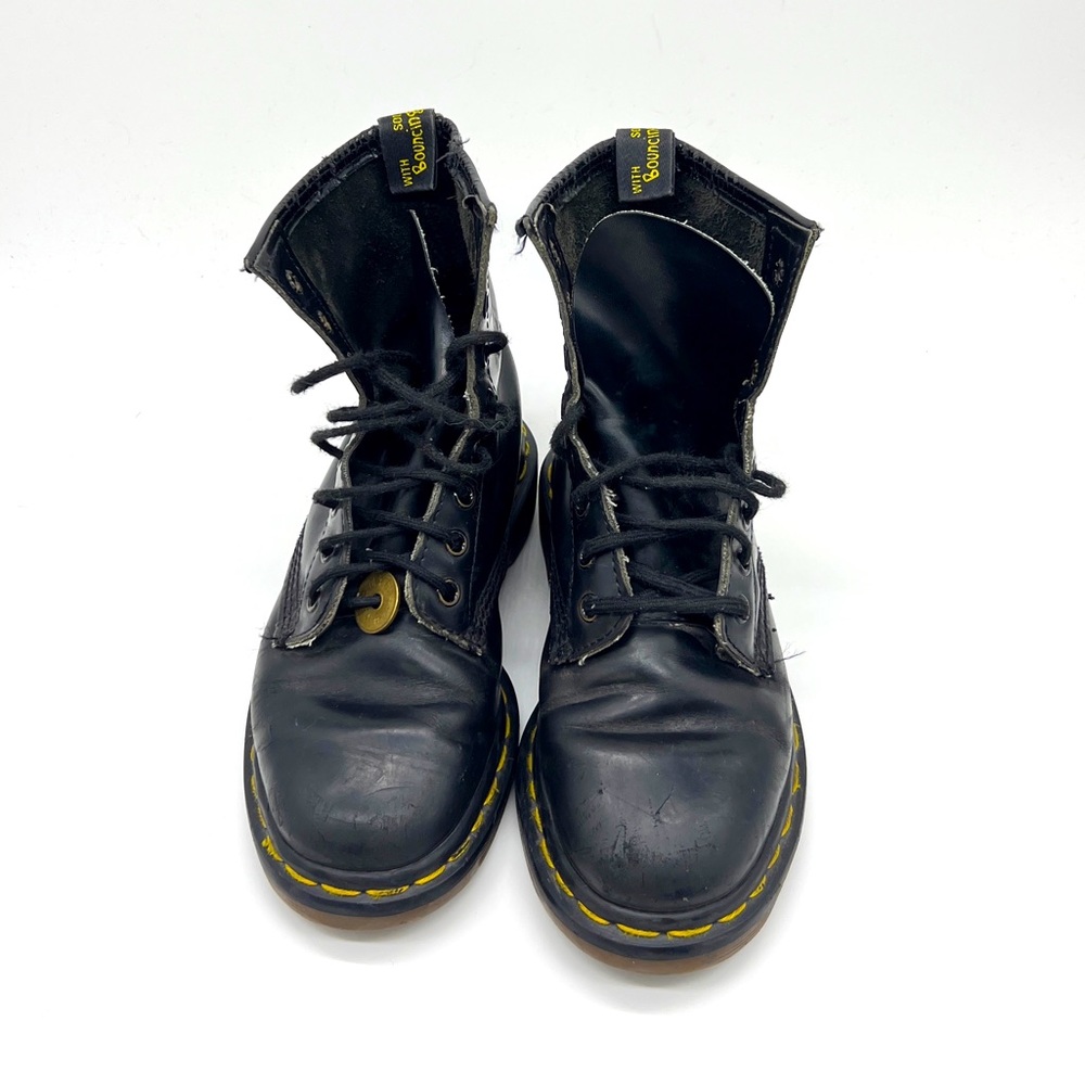 Vintage Made in England Dr. Marten Lace Up Boots - Picture 2 of 15